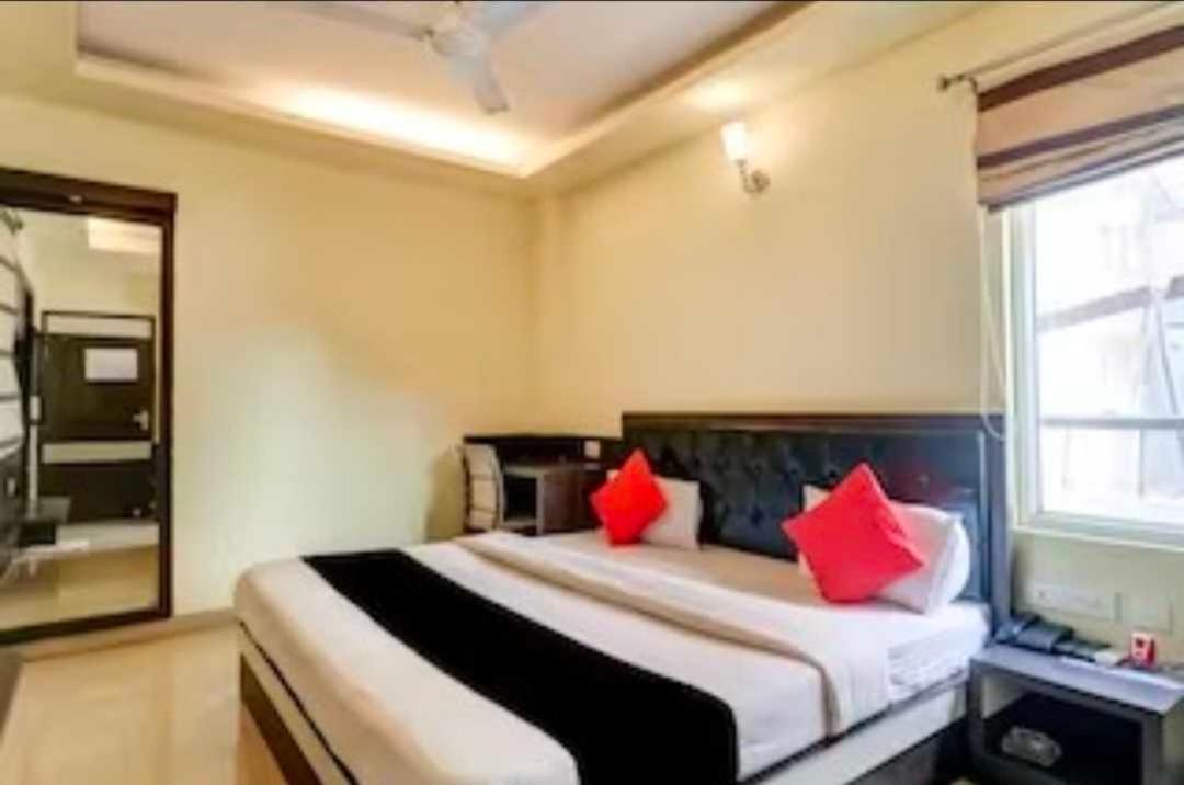 Collection O Hotel Kashi Inn Benares Buitenkant foto