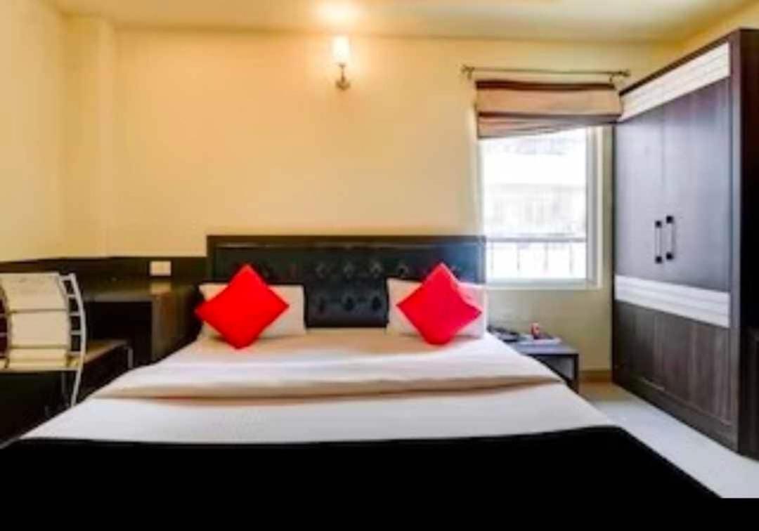 Collection O Hotel Kashi Inn Benares Buitenkant foto